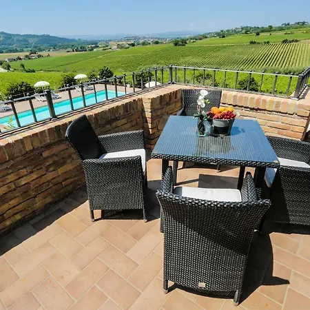 Il Divin Casale Alloggio per agriturismo *